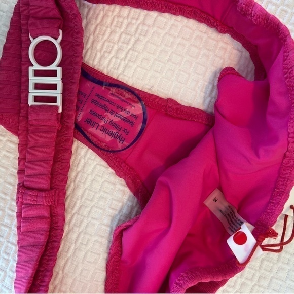 SOLID AND STRIPED RACHEL BELT SWIMSUIT SOLID RIB BOTTOM - Picture 15 of 16